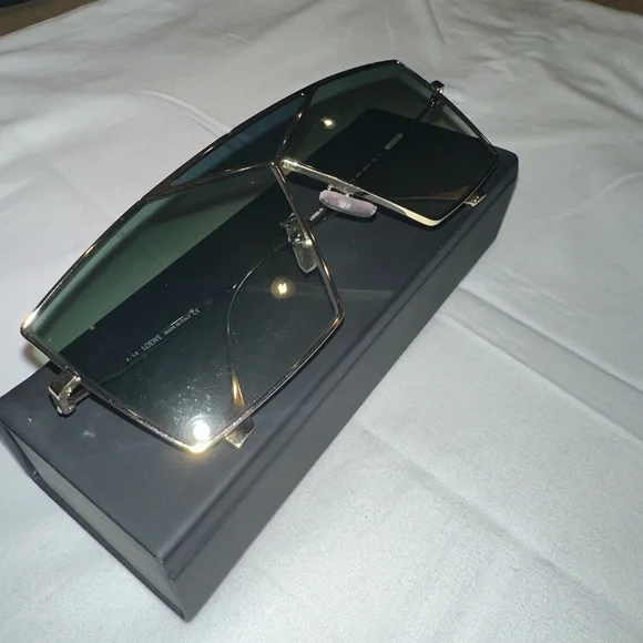 Loewe Geometric Sunglasses in Gold and Green - Picture 8 of 11